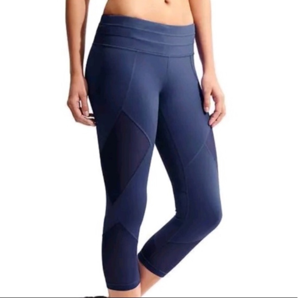 Athleta Blue Mesh Sonar Capri Leggings